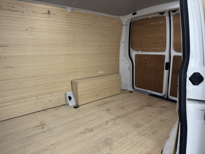 2023 (23) VOLKSWAGEN COMMERCIAL TRANSPORTER 2.0 TDI 150 Highline Van 5379906
