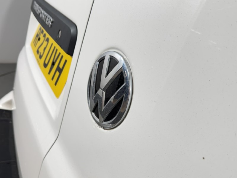 2023 (23) VOLKSWAGEN COMMERCIAL TRANSPORTER 2.0 TDI 150 Highline Van 5379912