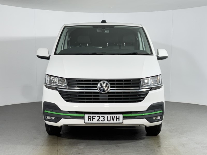 2023 (23) VOLKSWAGEN COMMERCIAL TRANSPORTER 2.0 TDI 150 Highline Van 5379944