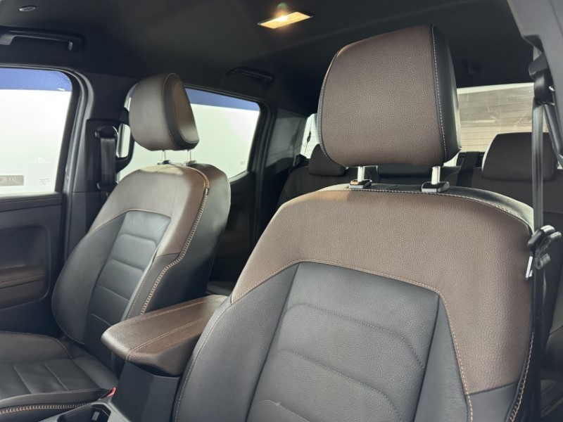 2025 (25) VOLKSWAGEN COMMERCIAL AMAROK D/Cab Pick Up PanAmericana 3.0 V6 TDI 240 4M Auto 5379778