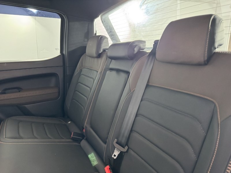 2025 (25) VOLKSWAGEN COMMERCIAL AMAROK D/Cab Pick Up PanAmericana 3.0 V6 TDI 240 4M Auto 5379760