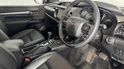 2025 (74) TOYOTA COMMERCIAL HILUX Invincible X D/Cab Pick Up 2.8 D 48V Auto 5380291