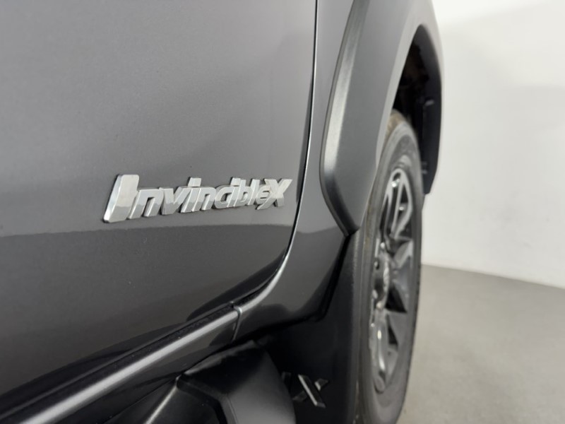 2025 (74) TOYOTA COMMERCIAL HILUX Invincible X D/Cab Pick Up 2.8 D 48V Auto 5380298