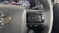 2025 (74) TOYOTA COMMERCIAL HILUX Invincible X D/Cab Pick Up 2.8 D 48V Auto 5380513