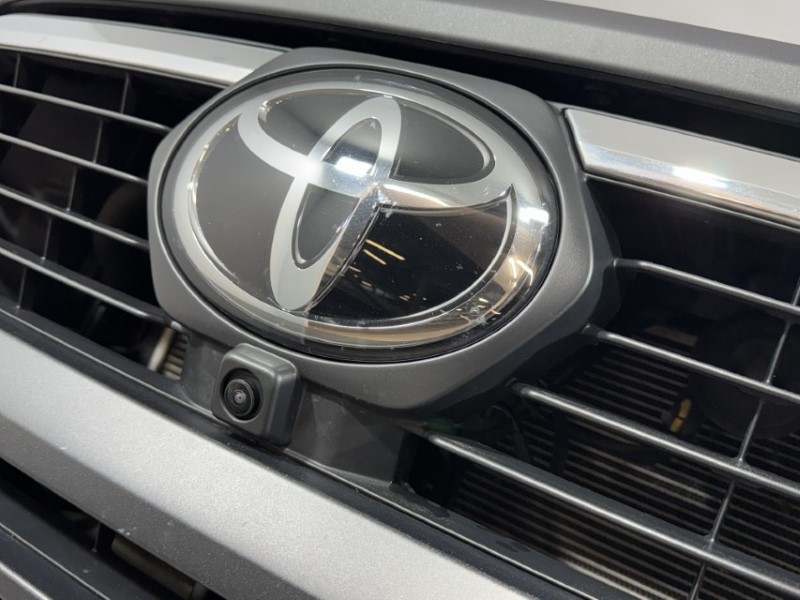 2025 (74) TOYOTA COMMERCIAL HILUX Invincible X D/Cab Pick Up 2.8 D 48V Auto 5380565