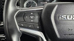 2022 (72) ISUZU COMMERCIAL D-MAX 1.9 V-Cross Double Cab 4x4 Auto 5399569