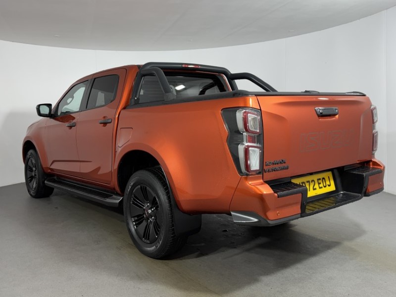 2022 (72) ISUZU COMMERCIAL D-MAX 1.9 V-Cross Double Cab 4x4 Auto 5399612
