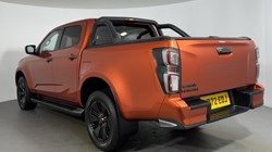 2022 (72) ISUZU COMMERCIAL D-MAX 1.9 V-Cross Double Cab 4x4 Auto 5399612
