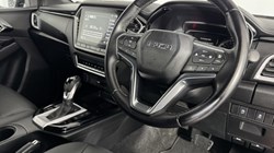 2022 (72) ISUZU COMMERCIAL D-MAX 1.9 V-Cross Double Cab 4x4 Auto 5399574