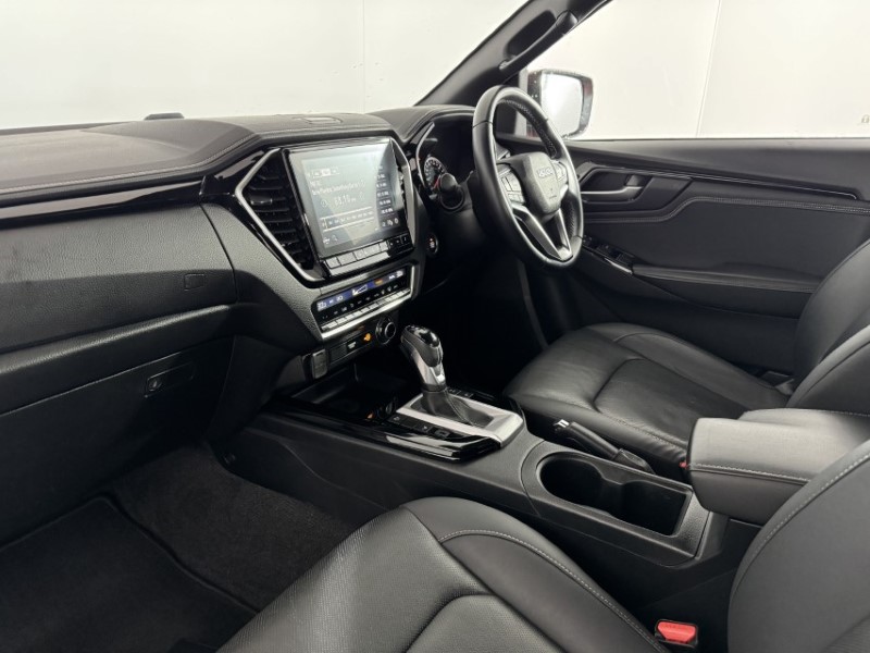 2022 (72) ISUZU COMMERCIAL D-MAX 1.9 V-Cross Double Cab 4x4 Auto 5399595