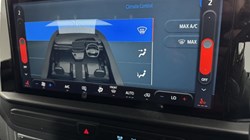 2024 (24) FORD COMMERCIAL TRANSIT CUSTOM 2.0 EcoBlue 136ps H1 Van Limited 5508216