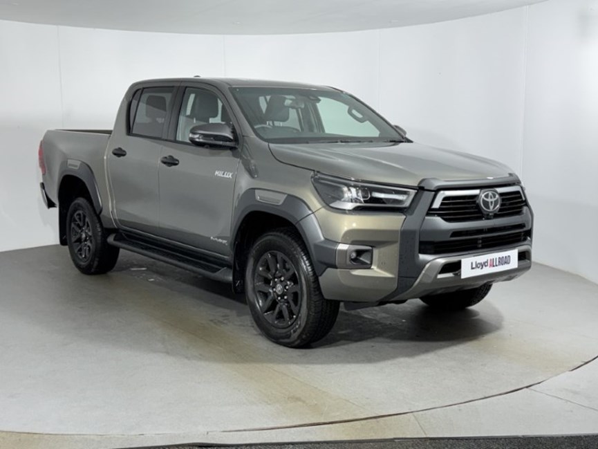 2026 (26) TOYOTA COMMERCIAL HILUX Invincible X D/Cab Pick Up 2.8 D 48V Auto