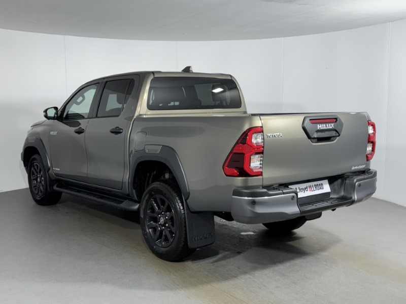 2026 (26) TOYOTA COMMERCIAL HILUX Invincible X D/Cab Pick Up 2.8 D 48V Auto 1