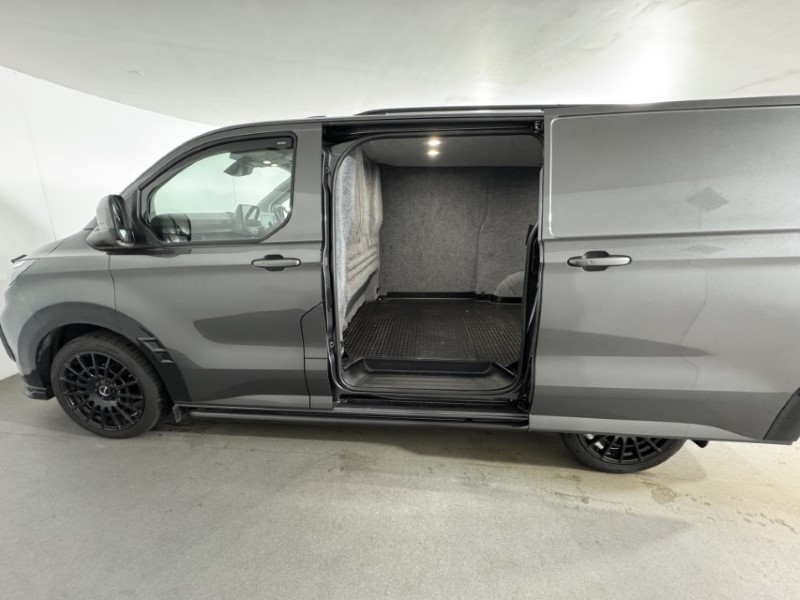 2024 (24) FORD COMMERCIAL TRANSIT CUSTOM 2.0 EcoBlue 136ps H1 Van Limited 5447775