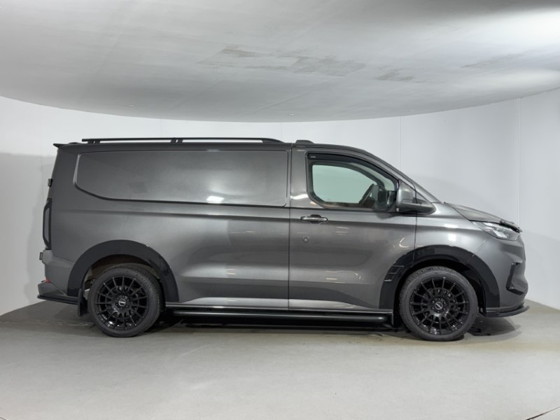 2024 (24) FORD COMMERCIAL TRANSIT CUSTOM 2.0 EcoBlue 136ps H1 Van Limited 5447785