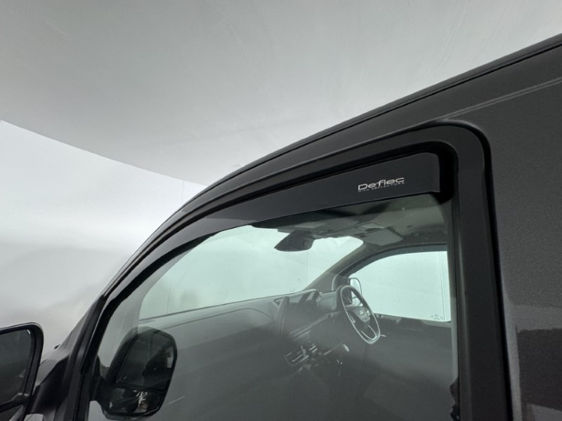 2024 (24) FORD COMMERCIAL TRANSIT CUSTOM 2.0 EcoBlue 136ps H1 Van Limited 5447777
