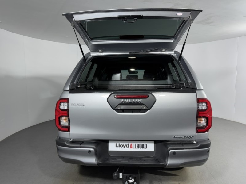 2026 (26) TOYOTA COMMERCIAL HILUX Invincible X D/Cab Pick Up 2.8 D 48V Auto 5430232
