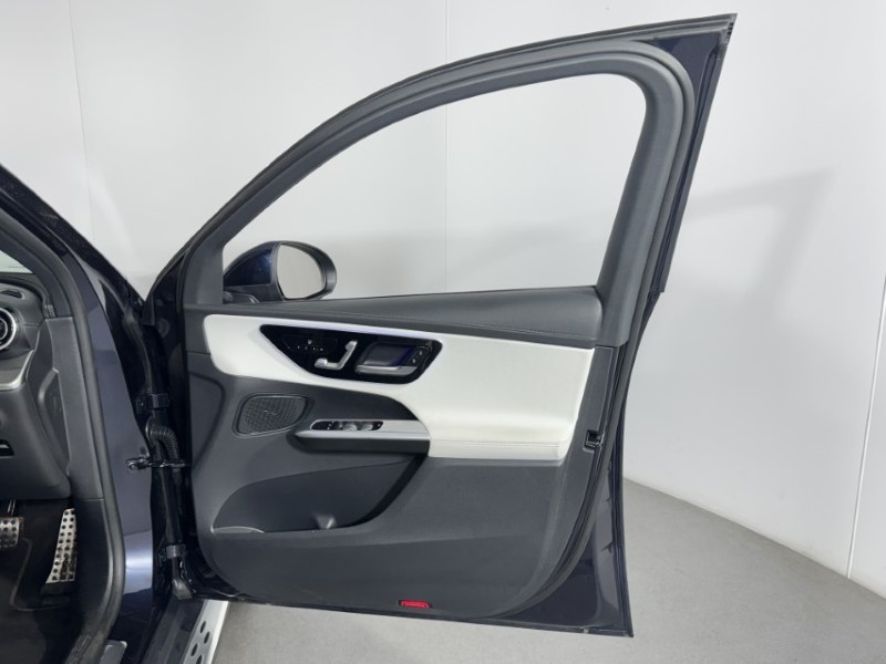 2023 (23) MERCEDES-BENZ GLC 300e 4Matic AMG Line Premium 5dr 9G-Tronic 5449716