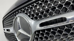 2023 (23) MERCEDES-BENZ GLC 300e 4Matic AMG Line Premium 5dr 9G-Tronic 5449740