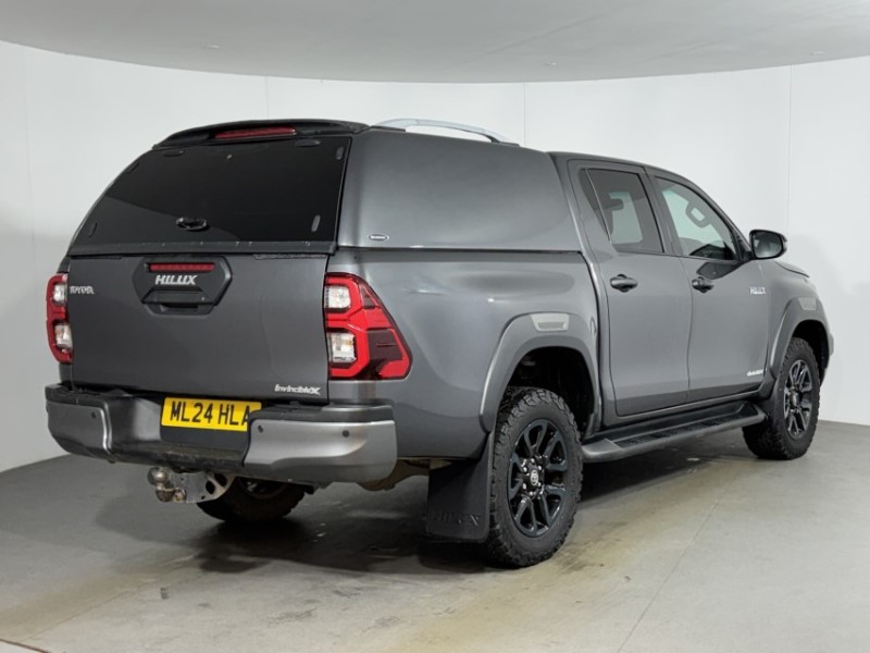 2024 (24) TOYOTA COMMERCIAL HILUX Invincible X D/Cab Pick Up 2.8 D-4D Auto 5453170