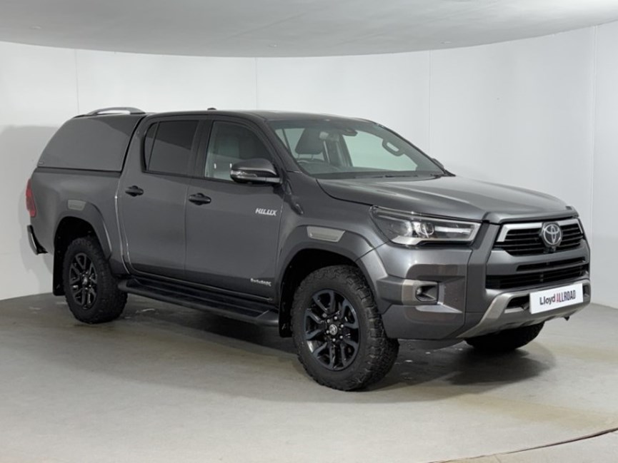 2024 (24) TOYOTA COMMERCIAL HILUX Invincible X D/Cab Pick Up 2.8 D-4D Auto