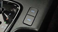 2024 (24) TOYOTA COMMERCIAL HILUX Invincible X D/Cab Pick Up 2.8 D-4D Auto 5453134
