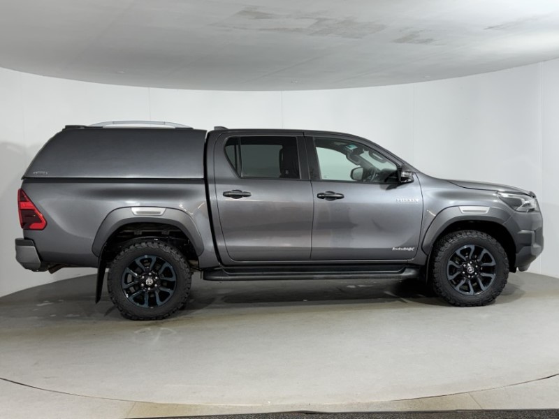 2024 (24) TOYOTA COMMERCIAL HILUX Invincible X D/Cab Pick Up 2.8 D-4D Auto 5453171