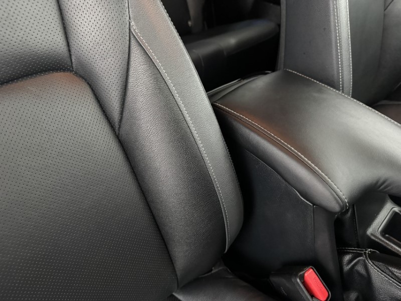 2024 (24) TOYOTA COMMERCIAL HILUX Invincible X D/Cab Pick Up 2.8 D-4D Auto 5453146