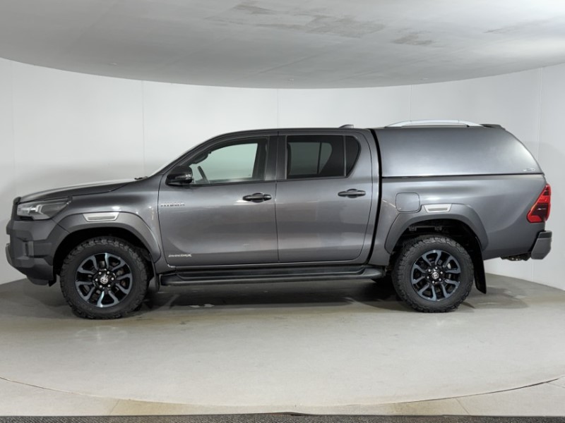 2024 (24) TOYOTA COMMERCIAL HILUX Invincible X D/Cab Pick Up 2.8 D-4D Auto 5453168