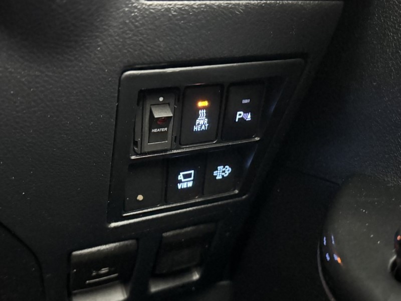 2024 (24) TOYOTA COMMERCIAL HILUX Invincible X D/Cab Pick Up 2.8 D-4D Auto 5453136