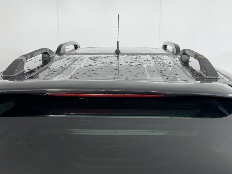 2020 (20) NISSAN COMMERCIAL NAVARA Double Cab Pick Up N-Guard 2.3dCi 190 TT 4WD Auto 5431755
