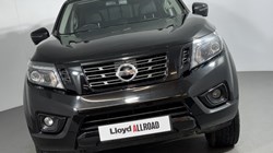 2020 (20) NISSAN COMMERCIAL NAVARA Double Cab Pick Up N-Guard 2.3dCi 190 TT 4WD Auto 5431784