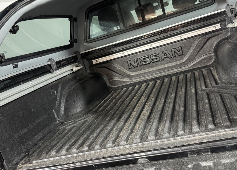 2020 (20) NISSAN COMMERCIAL NAVARA Double Cab Pick Up N-Guard 2.3dCi 190 TT 4WD Auto 5431759