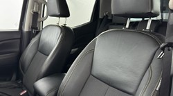 2020 (20) NISSAN COMMERCIAL NAVARA Double Cab Pick Up N-Guard 2.3dCi 190 TT 4WD Auto 5431772