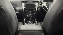 2020 (20) NISSAN COMMERCIAL NAVARA Double Cab Pick Up N-Guard 2.3dCi 190 TT 4WD Auto 5431770