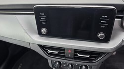 2021 (21) SKODA KAMIQ 1.0 TSI 110 SE 5dr 5837224