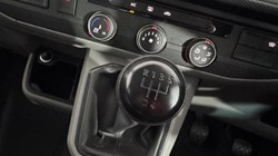 2023 (23) VOLKSWAGEN COMMERCIAL TRANSPORTER 2.0 TDI 110 Highline Kombi Van 5457682