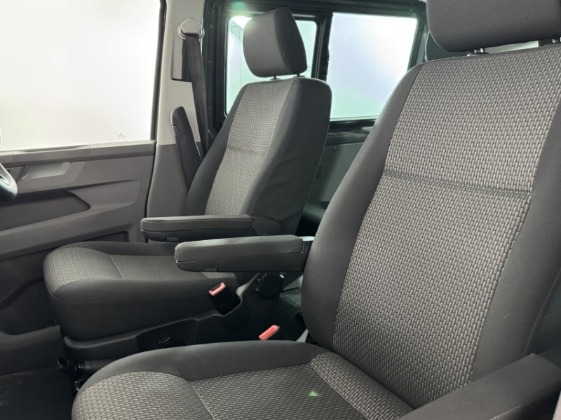 2023 (23) VOLKSWAGEN COMMERCIAL TRANSPORTER 2.0 TDI 110 Highline Kombi Van 5457705