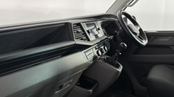 2023 (23) VOLKSWAGEN COMMERCIAL TRANSPORTER 2.0 TDI 110 Highline Kombi Van 5457708
