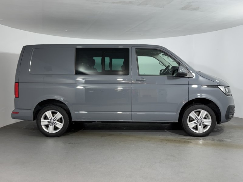 2023 (23) VOLKSWAGEN COMMERCIAL TRANSPORTER 2.0 TDI 110 Highline Kombi Van 5457712