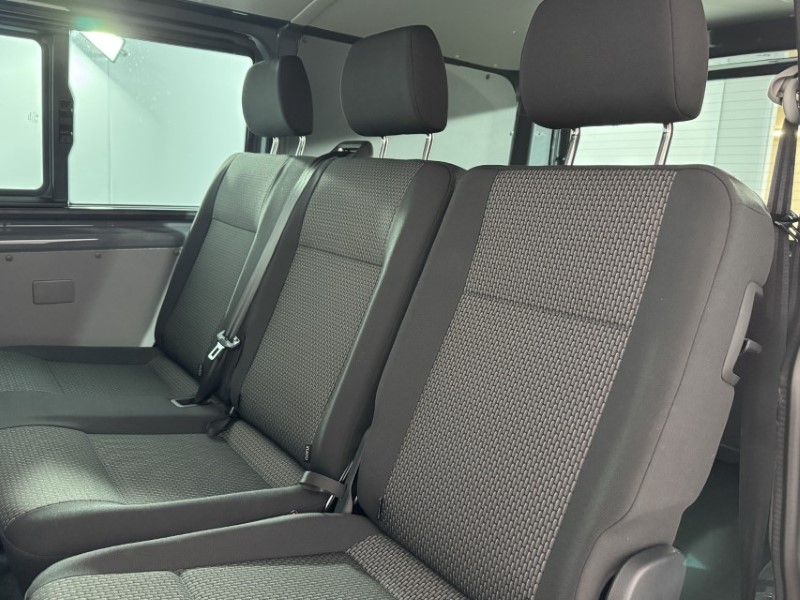 2023 (23) VOLKSWAGEN COMMERCIAL TRANSPORTER 2.0 TDI 110 Highline Kombi Van 5457701