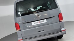 2023 (23) VOLKSWAGEN COMMERCIAL TRANSPORTER 2.0 TDI 110 Highline Kombi Van 5457699