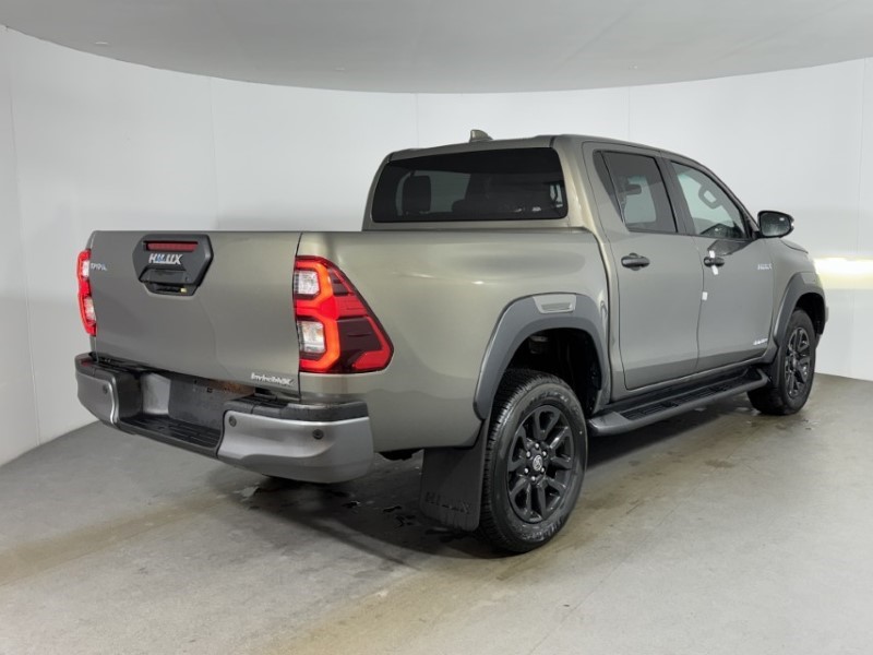 2026 (26) TOYOTA COMMERCIAL HILUX Invincible X D/Cab Pick Up 2.8 D 48V Auto 5442047