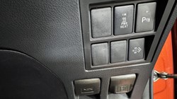 2021 (71) TOYOTA COMMERCIAL HILUX Invincible X D/Cab Pick Up 2.8 D-4D Auto 5453957