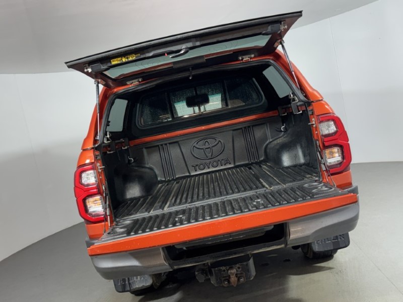 2021 (71) TOYOTA COMMERCIAL HILUX Invincible X D/Cab Pick Up 2.8 D-4D Auto 5453982