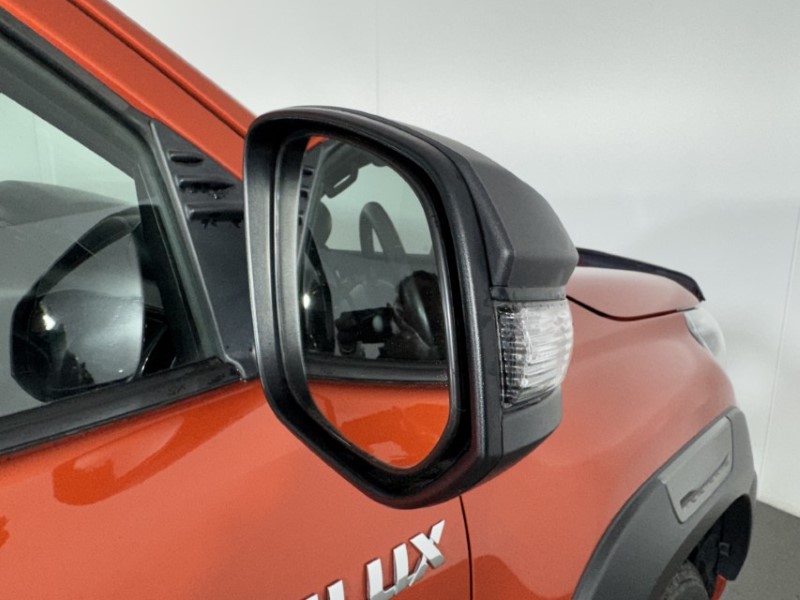 2021 (71) TOYOTA COMMERCIAL HILUX Invincible X D/Cab Pick Up 2.8 D-4D Auto 5453966