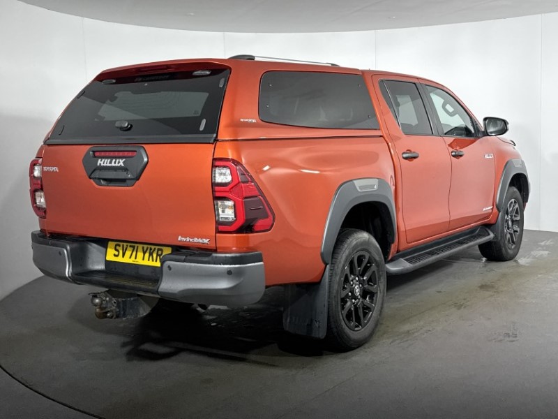 2021 (71) TOYOTA COMMERCIAL HILUX Invincible X D/Cab Pick Up 2.8 D-4D Auto 5454013