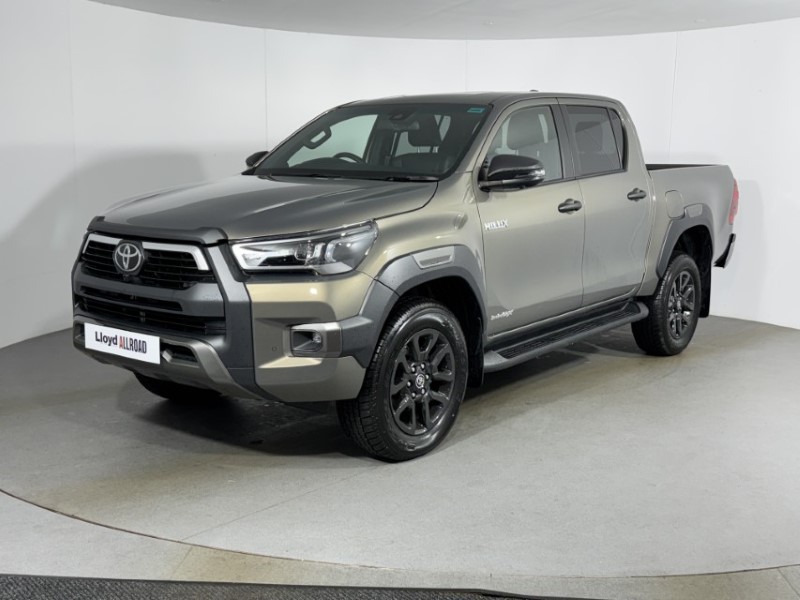 2025 (75) TOYOTA COMMERCIAL HILUX Invincible X D/Cab Pick Up 2.8 D 48V Auto 5459827