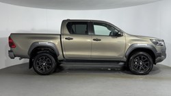 2025 (75) TOYOTA COMMERCIAL HILUX Invincible X D/Cab Pick Up 2.8 D 48V Auto 5459835