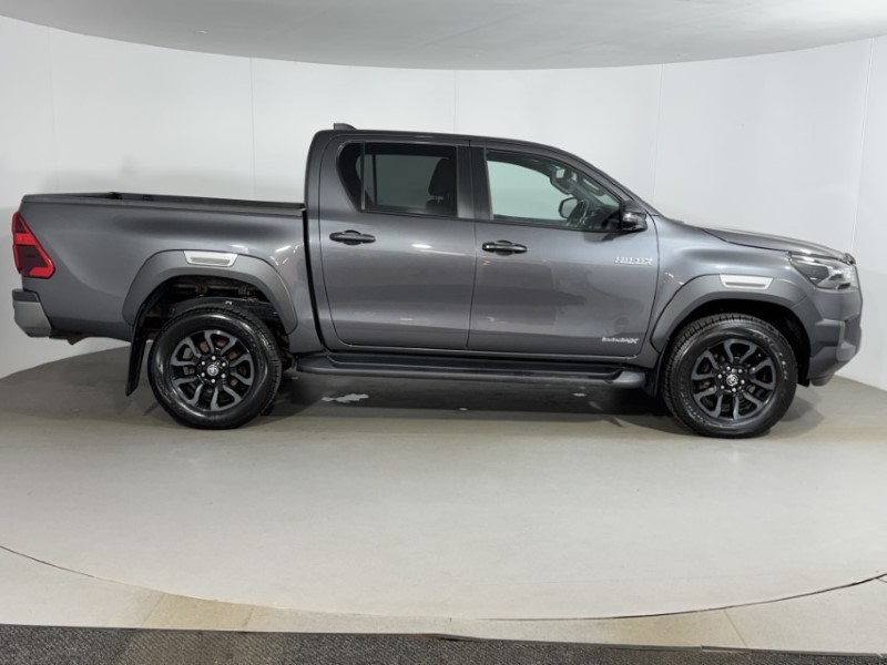 2023 (72) TOYOTA COMMERCIAL HILUX Invincible X D/Cab Pick Up 2.8 D-4D Auto 5480152